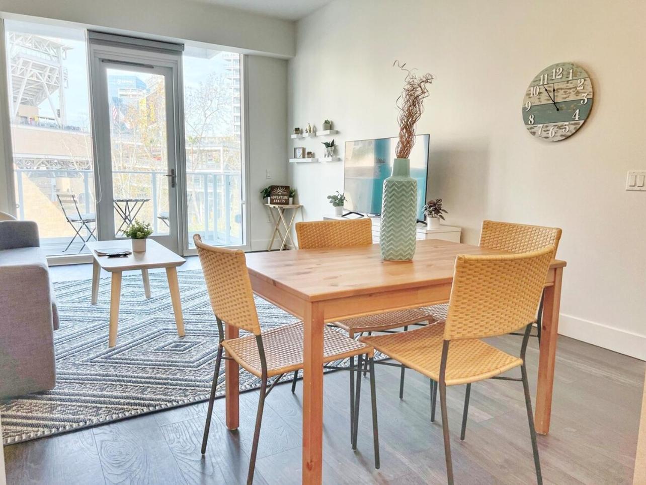 Stunning Apartment By Petco Park! San Diego Kültér fotó